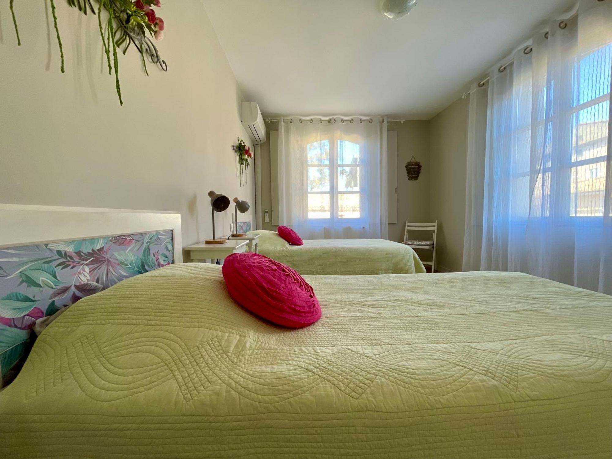 Cote Cite Appartements - Parking Prive - 100M Cite Medievale Carcassonne Bilik gambar